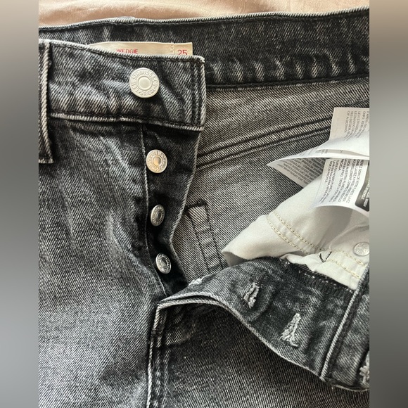 Levi wedgie ankle fit jeans - Picture 4 of 5